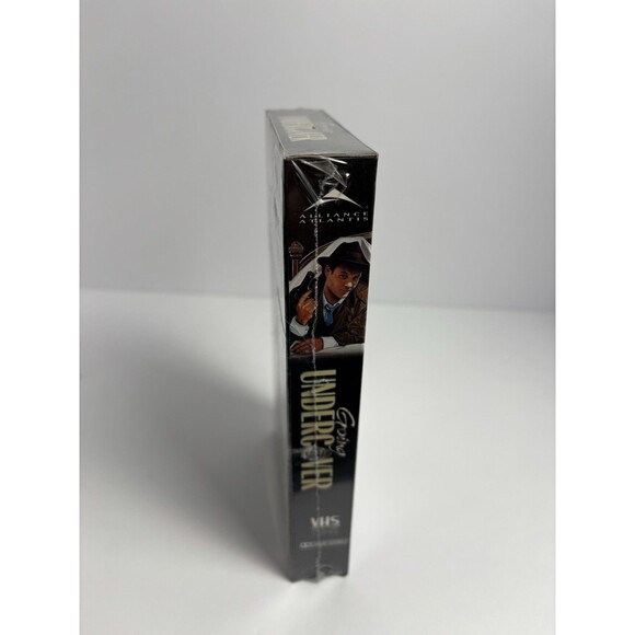 Going Undercover (VHS 1985) Chris Lemmon Lea Thompson Sex Comedy - Picture 5 of 6